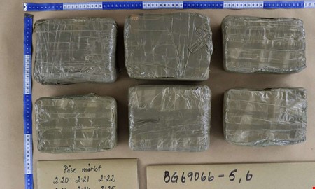 Drogpar d�ms till f�ngelse efter j�ttebeslag