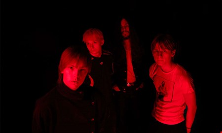 Hyllat band till skolfesten � som flyttar inomhus 