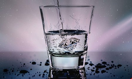 Uppmaningen � anv�nd s� lite vatten som m�jligt i kv�ll