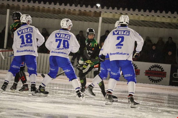 Chockbeskedet: Tr�narna l�mnar efter en kvalmatch 