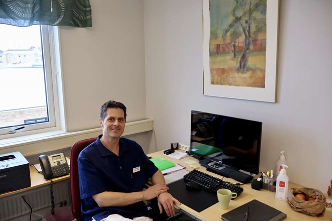 Hemv�ndande kirurgen Karl har startat egen praktik