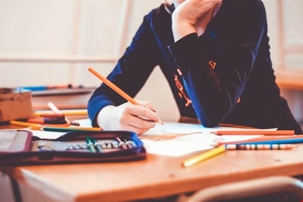 Debatt: Ska barnen vistas i en s�dan milj�? 