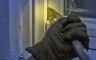 Arvegods och pengar stals � kvinna nekas ers�ttning