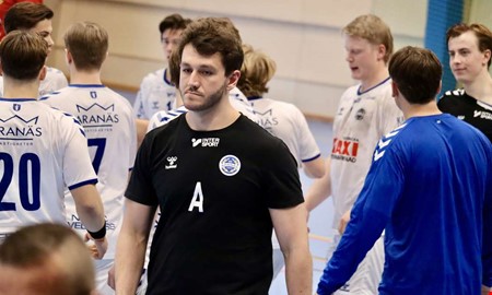 Uppgifter: Aran�str�naren l�mnar efter s�songen