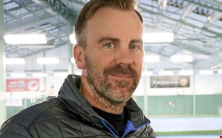 Klubbchefen v�ljer liveidrott � men skippar c-k�ndisar