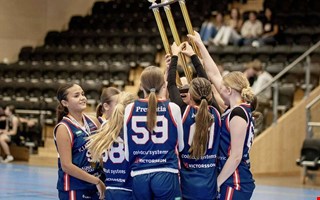 Klubbnytt: Historiskt �gonblick f�r Kungsbacka Basket 