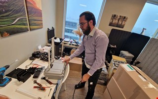 Uppfinnarteam bygger billiga dr�narj�gare 