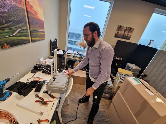 Uppfinnarteam bygger billiga dr�narj�gare 