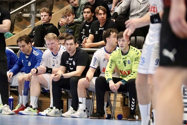 L�mnade Aran�s � klar f�r konkurrent