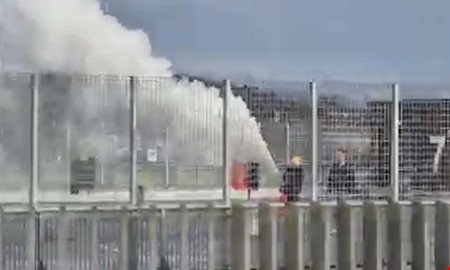 M�n t�mde brandsl�ckare p� p-hus � f�ngades p� film