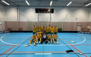 Sand�jublet: Veteranerna lyfte upp klubben igen