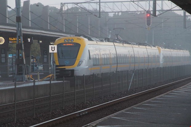 Pendelt�g k�rde fel � resande till Kungsbacka f�rsenade