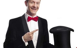 30 �r i barnens tj�nst � Tobbe Trollkarl till Kungsbacka