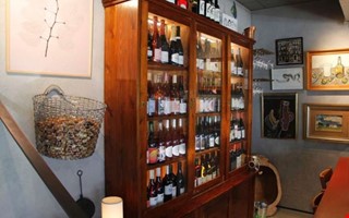 Efter konkursen � nu s�ks en k�pare till restaurangen