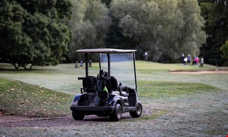 Debatt: Ingen bra id� att bygga bost�der p� golfbanan 