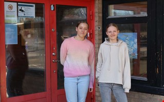 Efter bombhotet � eleverna tillbaka p� Kapareskolan