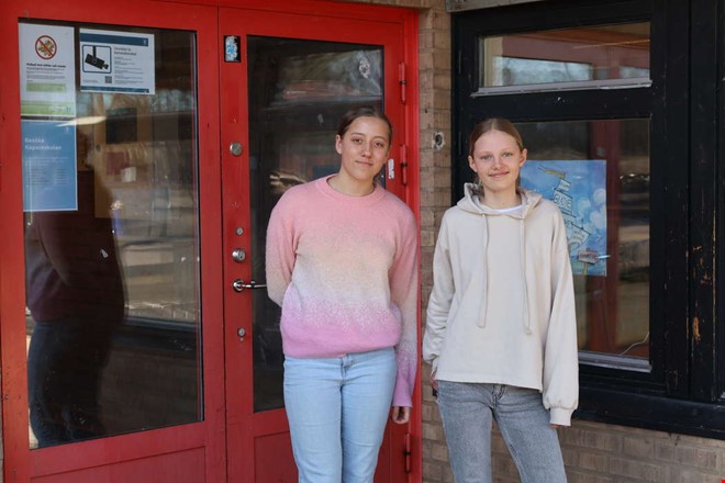 Efter bombhotet � eleverna tillbaka p� Kapareskolan