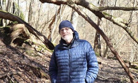 Han skyddar gr�nskan n�r Kungsbacka v�xer