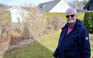 Oinbjudna g�ster � Lars tr�dg�rd uppb�kad av vildsvin