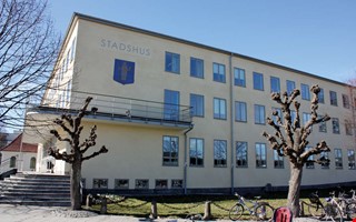 Debatt: �ven kommande generationer f�rtj�nar en trygg uppv�xt 