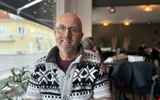 Artisten minns Live Aid � undviker f�rnedrings-tv