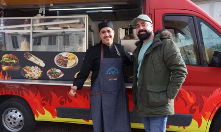 Kungsbackaf�retagare expanderar � �ppnar foodtruck vid torget