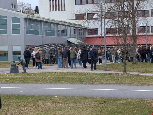 Stadshuset fick utrymmas efter larm