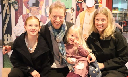 Pettson och Findus bes�kte teatern � se vimmelbilderna