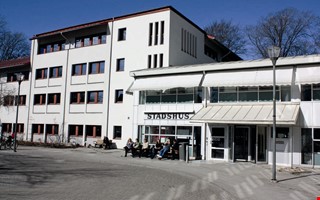 Debatt: Du kan bli invald i riksdagen och fullm�ktige 