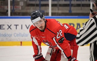 Kuggarna f�rl�nger med Hanhals: 