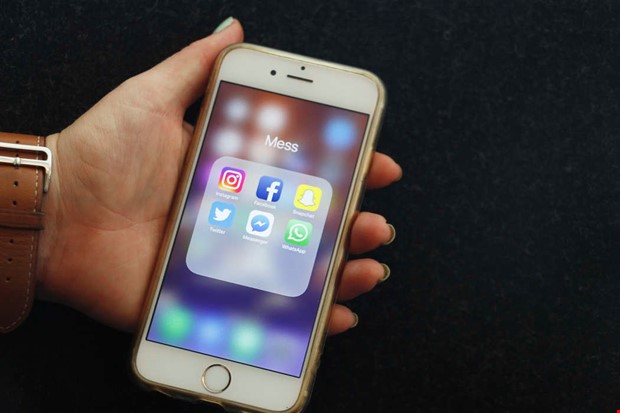 Debatt: Vill du ha en anonym man i barnens rum?