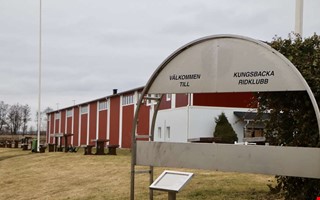 Ridklubbarna sl�r upp portarna igen: 