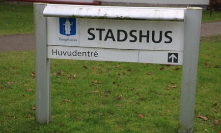 Debatt: Viktigast vad folk har p� huvudet eller i det? 