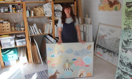 Annas konst blandar humor och allvar