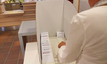 Debatt: St�rk demokratin �ven i Sverige 