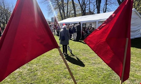 Pappaledighet och energibolag p� f�rsta maj