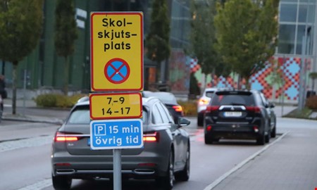 St�kig trafik � nu blir det enkelriktat vid skolan