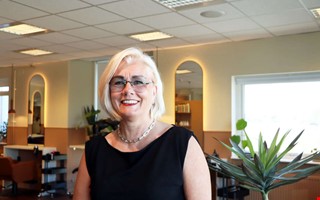Ville �ndra branschen � nu driver hon fem salonger