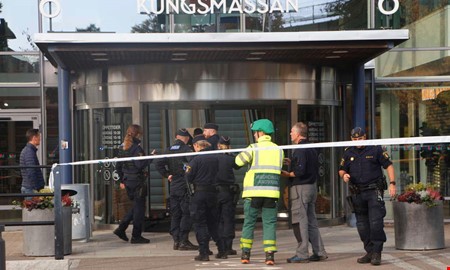 Kvinna misst�nkts f�r brott vid skjutning p� Kungsm�ssan