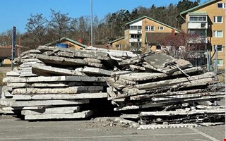 Straffavgift: P�lar i ishallen kostar miljonbelopp