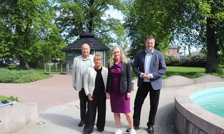 Skuggbudgeten vill st�rka v�rden och skolan