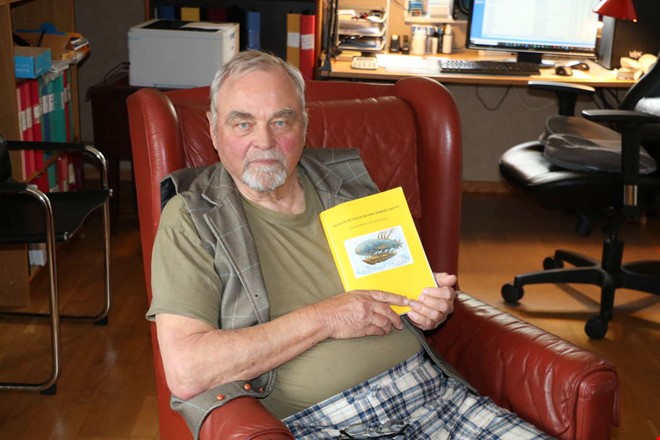 Pensionen blev startskottet – släpper sjunde boken