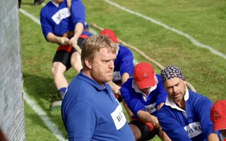 Se dragkamp av högsta klass i sommar 