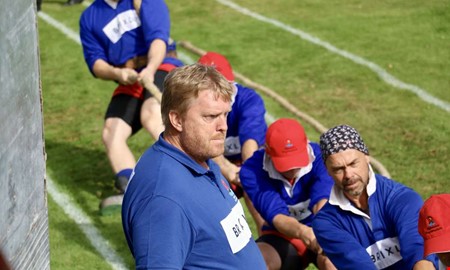 Se dragkamp av högsta klass i sommar 