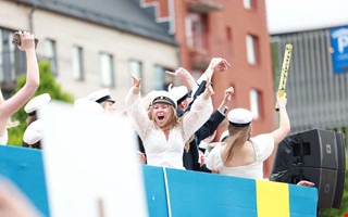 BILDEXTRA: Här är 130 bilder från dagens studentfirande 