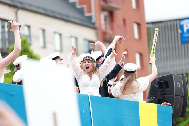 BILDEXTRA: Här är 130 bilder från dagens studentfirande 