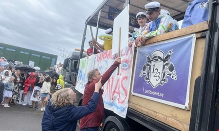 Stora glädjen – se filmerna från flaket