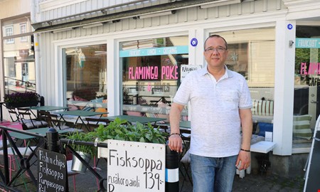 Firar två år som egen – trivs i sin restaurang