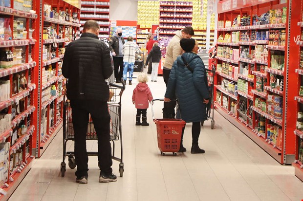 Sänkt moms – så här mycket kostar maten i Kungsbacka Sänkt moms – så här mycket kostar maten i Kungsbacka