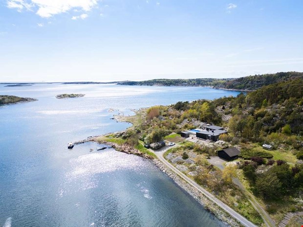 Villa med pool och havet som granne lockade